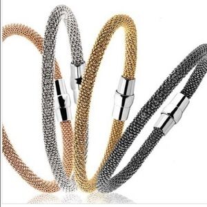 NWT ZINZI Black Zircon Bracelet.